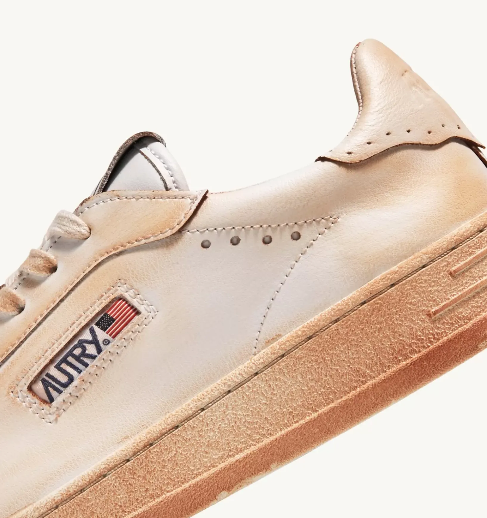 Sneakers Bob Lutz Low In Pelle Bianca Effetto Used