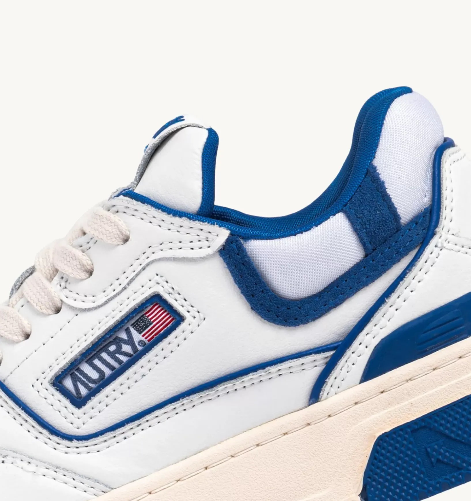 Sneakers Clc In Pelle Colore Bianco E Blu