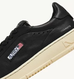 Sneakers Dallas Low In Morbida Pelle Nera Di Capra