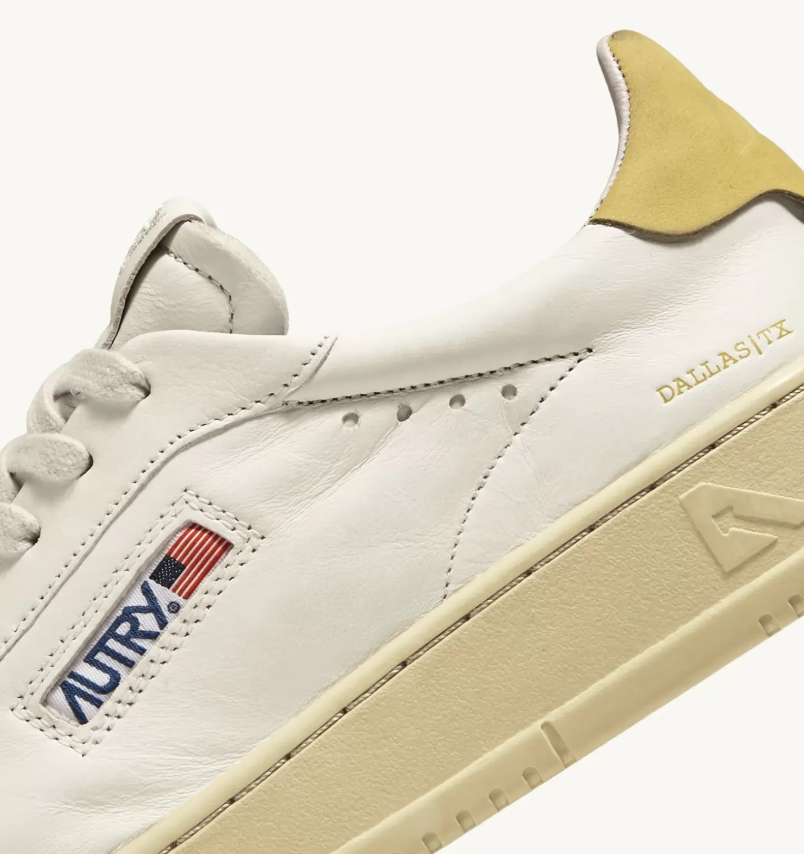 Sneakers Dallas Low In Pelle Di Capra E Nabuk Colore Giallo