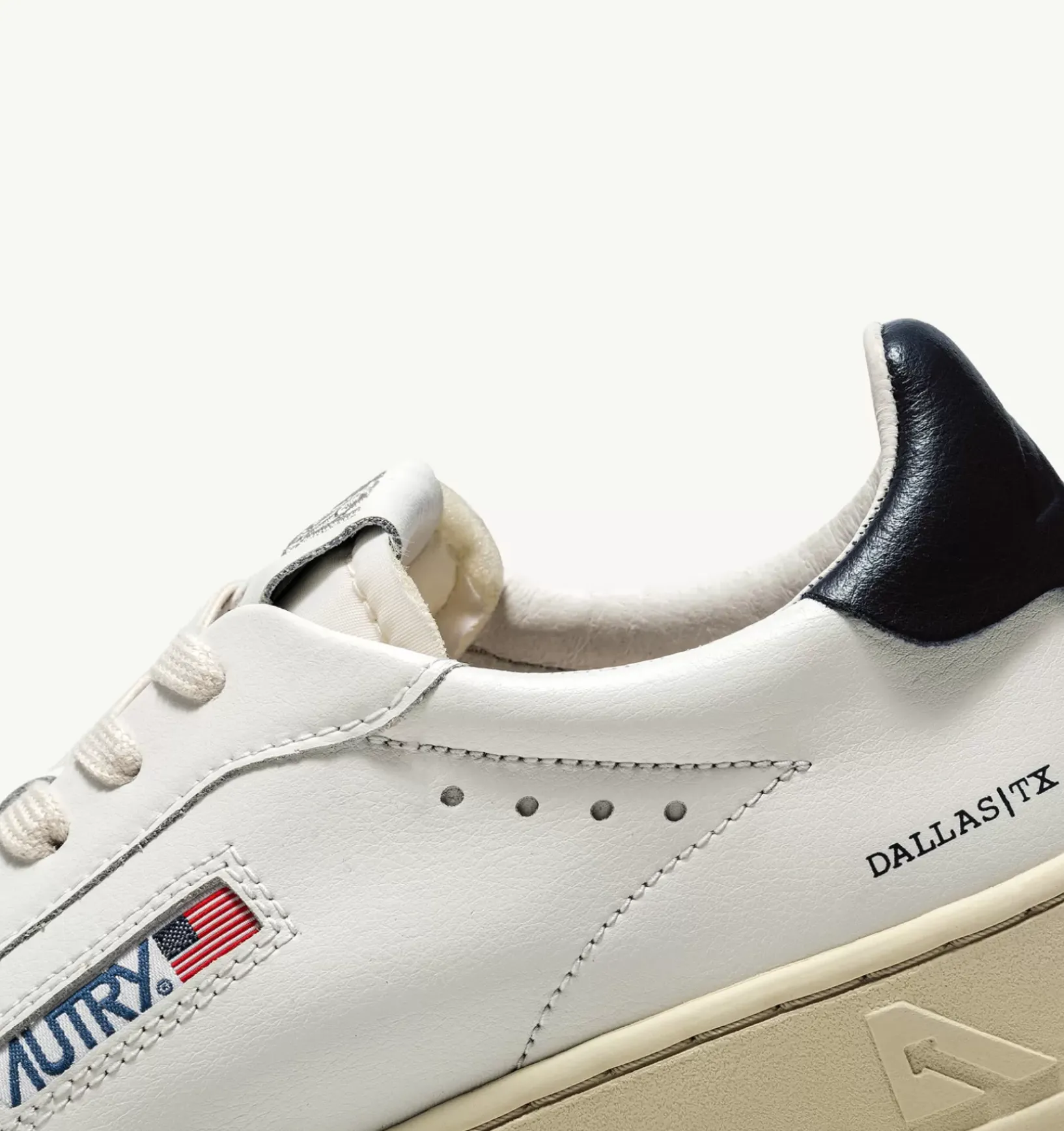 Sneakers Dallas Low In Pelle Colore Bianco E Space