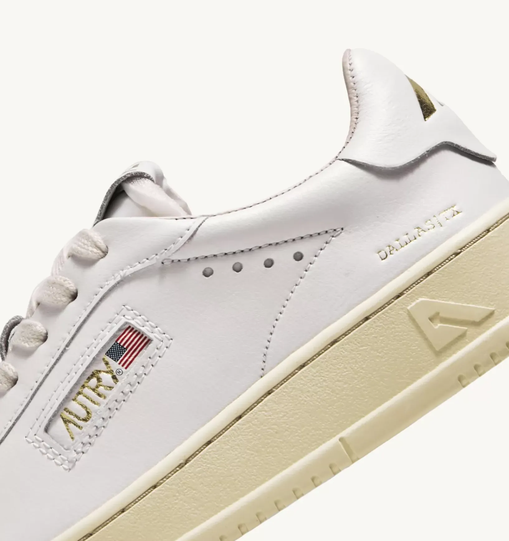 Sneakers Dallas Low In Pelle E Foil Print Bianco E Platino