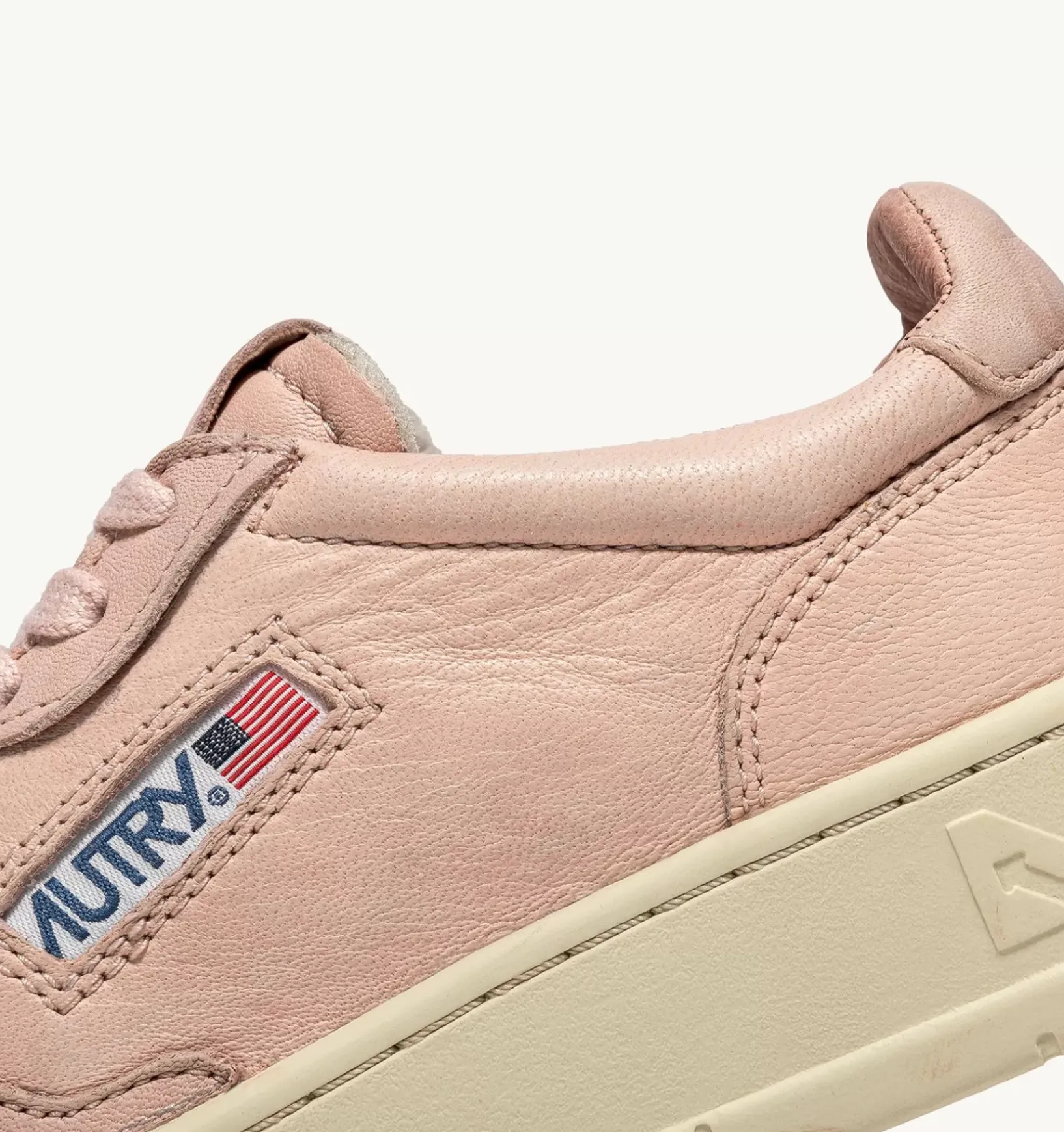 Sneakers Medalist Low In Morbida Pelle Peach Di Capra
