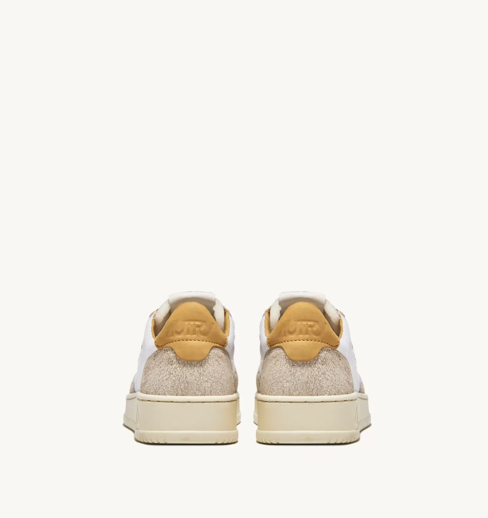 Sneakers Medalist Low In Pelle Morbida Di Capra Effetto Dragon E Crackle Nabuk Color Bianco