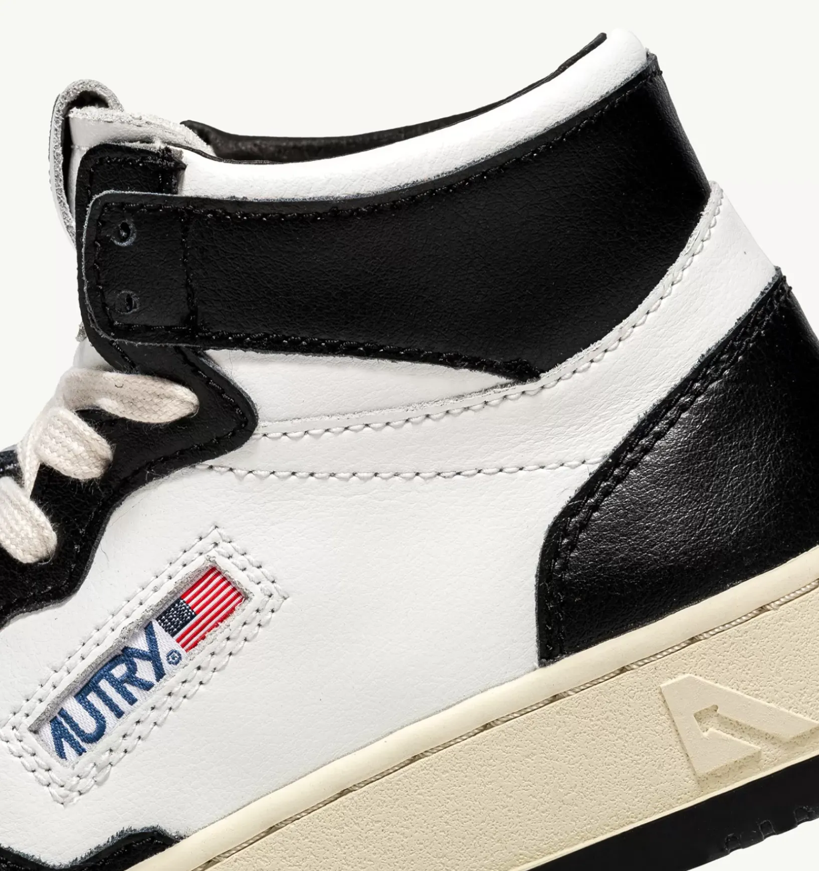 Sneakers Medalist Mid In Pelle Bicolore Bianco E Nero